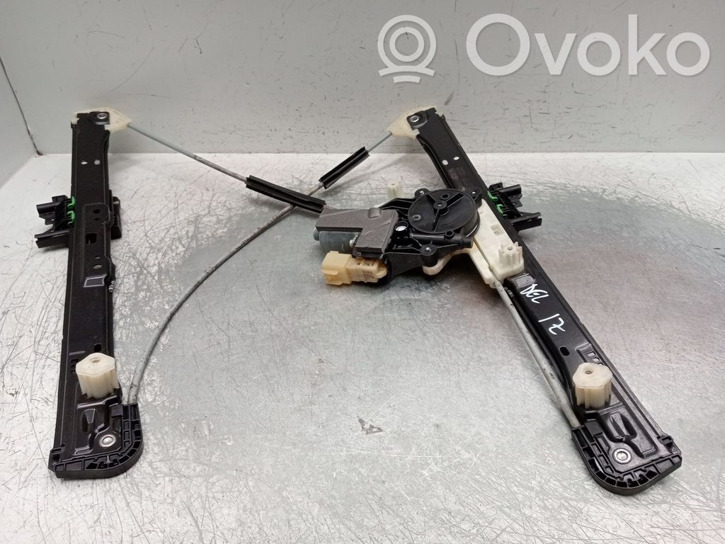 Jaguar E-Pace Front door manual window regulator 