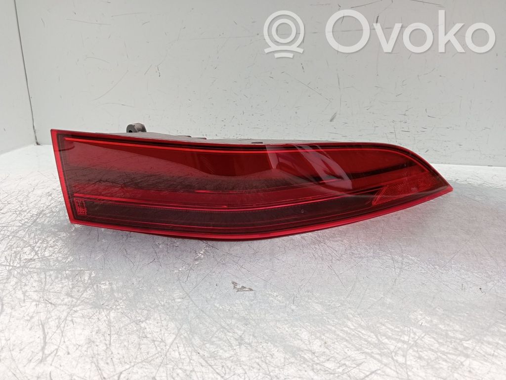 Jaguar E-Pace Rear/tail lights 
