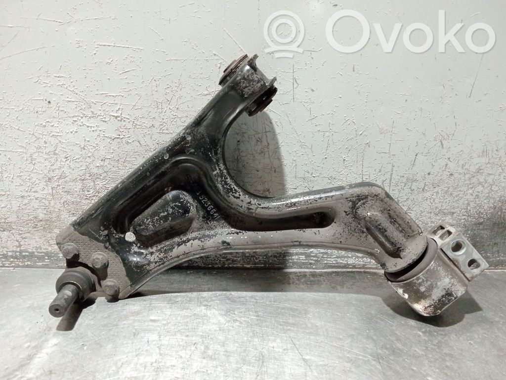 Front control arm   5236641