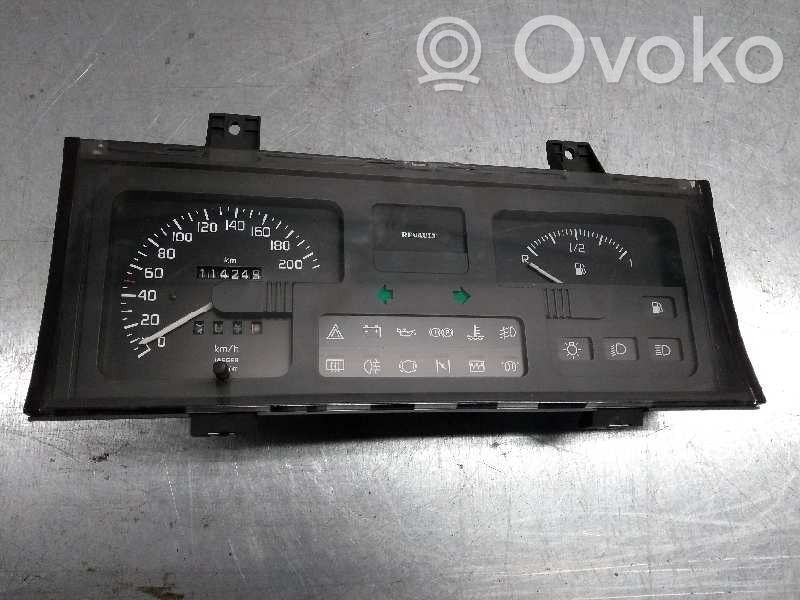 Renault Clio I Speedometer (instrument cluster) 