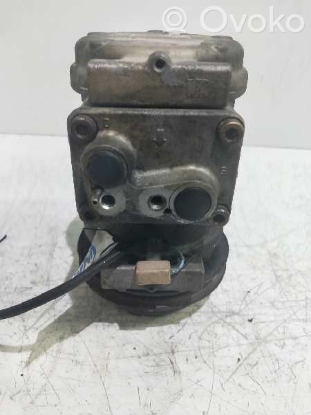 BMW 5 E34 Air conditioning (A/C) compressor (pump) 