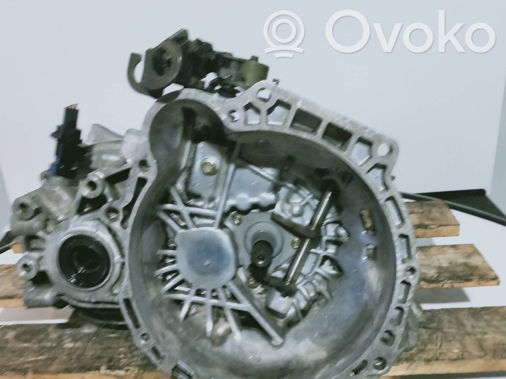 Hyundai Elantra Manual 5 speed gearbox 