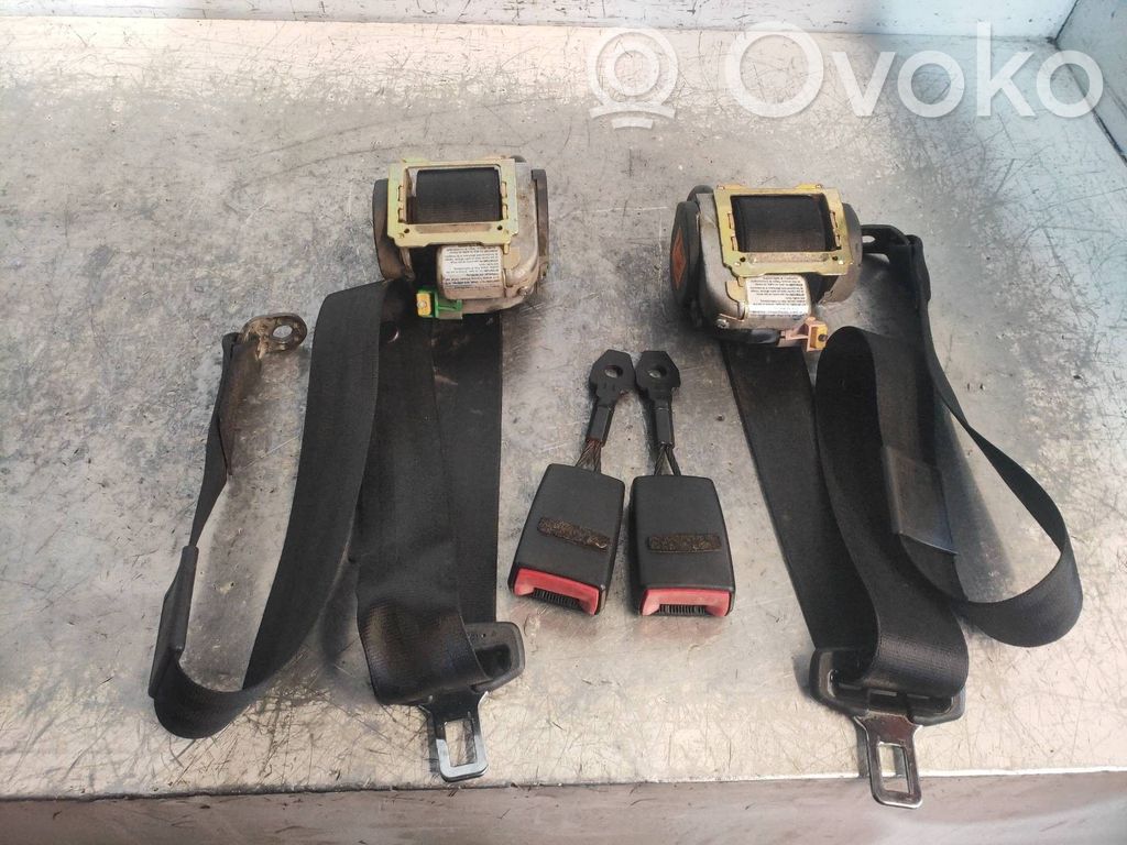 Cinturón delantero