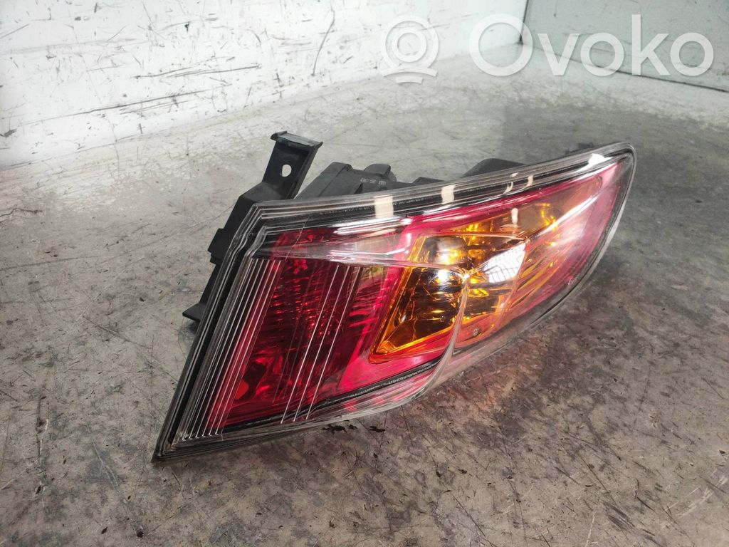 Rear/tail lights