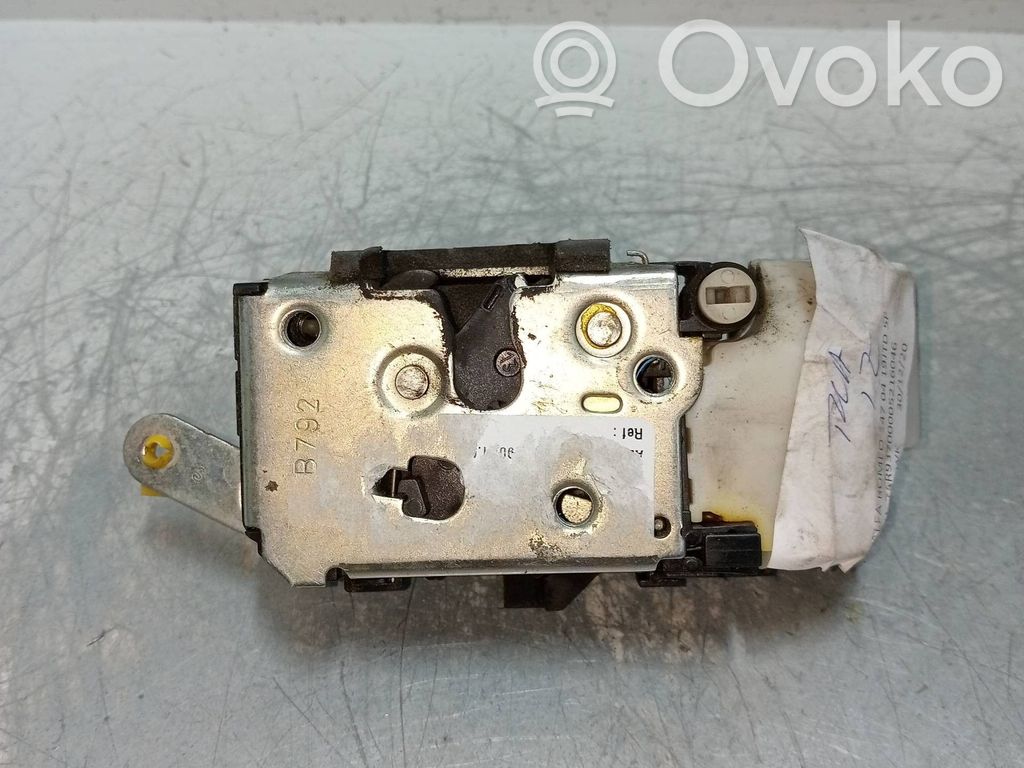 Motor de cierre de puerta trasera