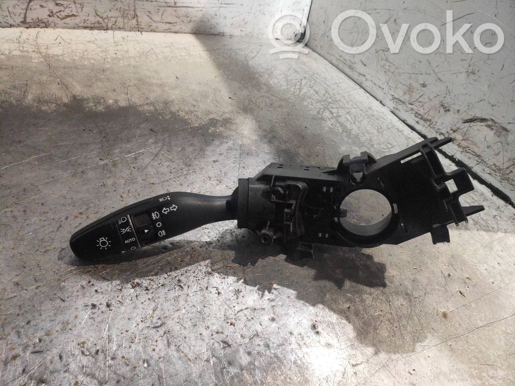 Hyundai Santa Fe Interruptor de control del panel de luces 