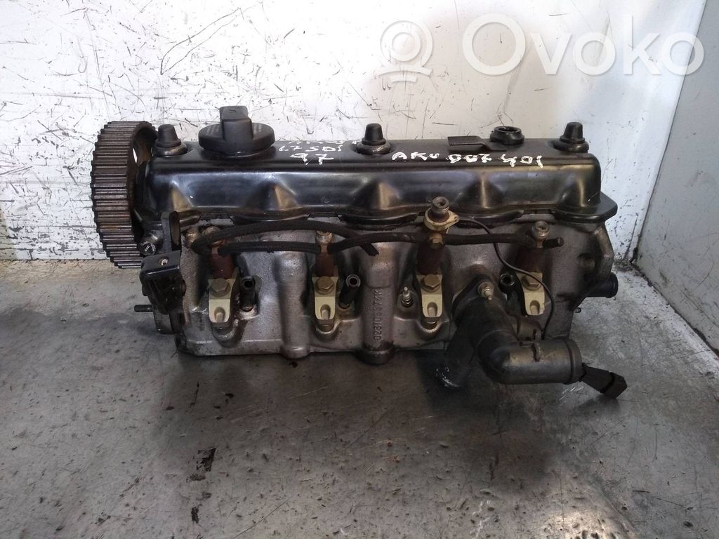 Culata del motor   AKU,028103374K