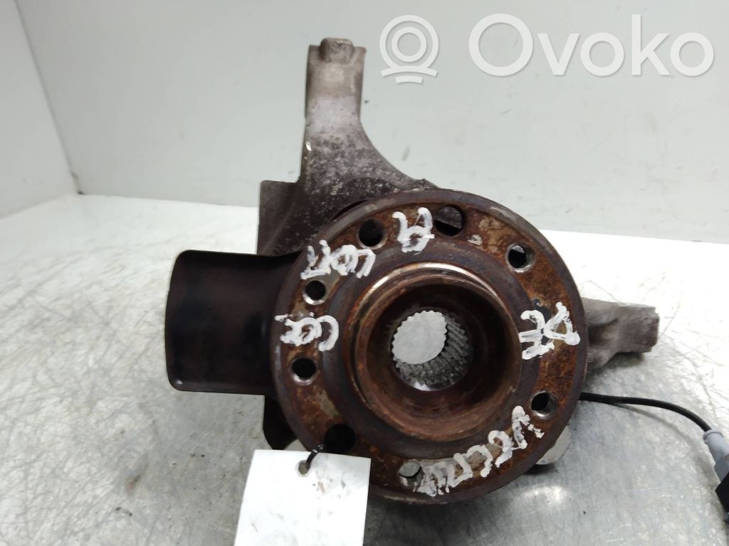 Opel Vectra C Front wheel hub spindle knuckle 