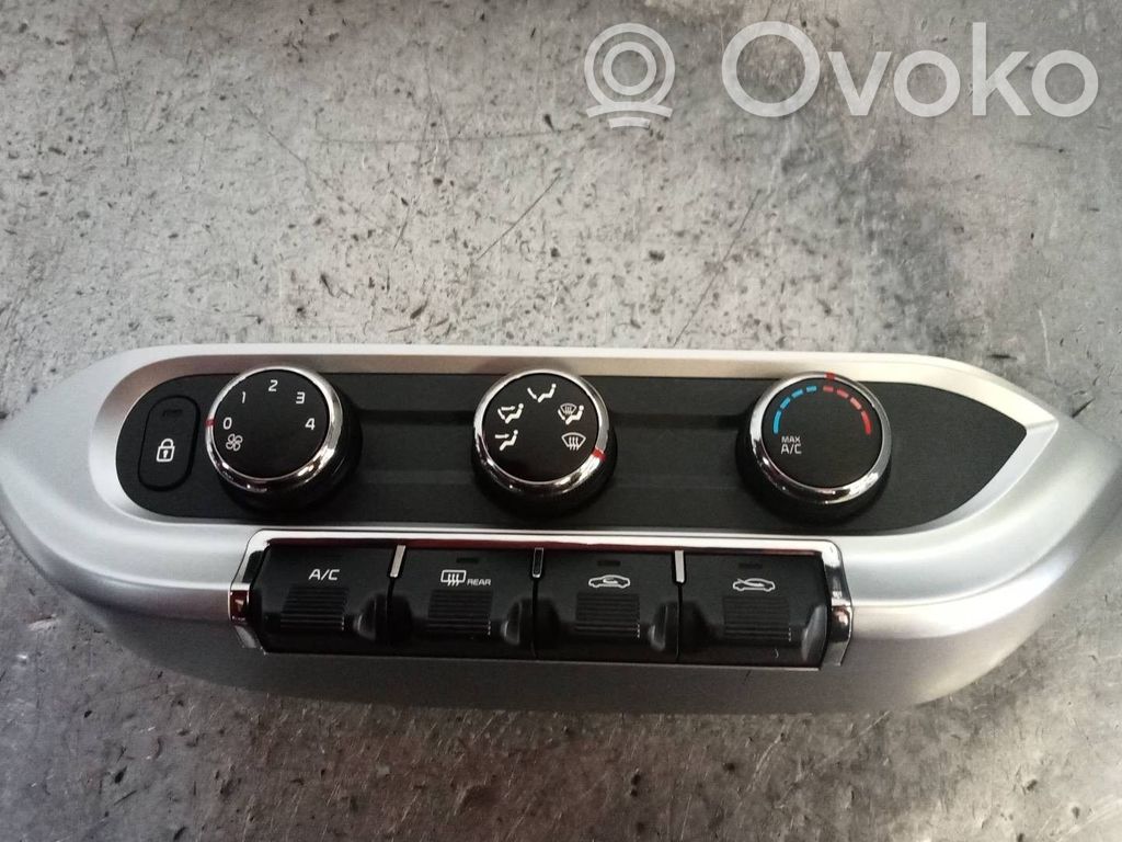 KIA Rio Air conditioner control unit module 
