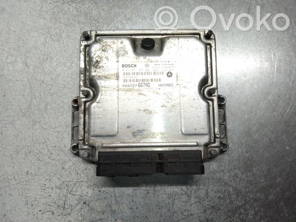 Unidad de control/módulo del motor   0281011447,P04727667AD,TED150409782