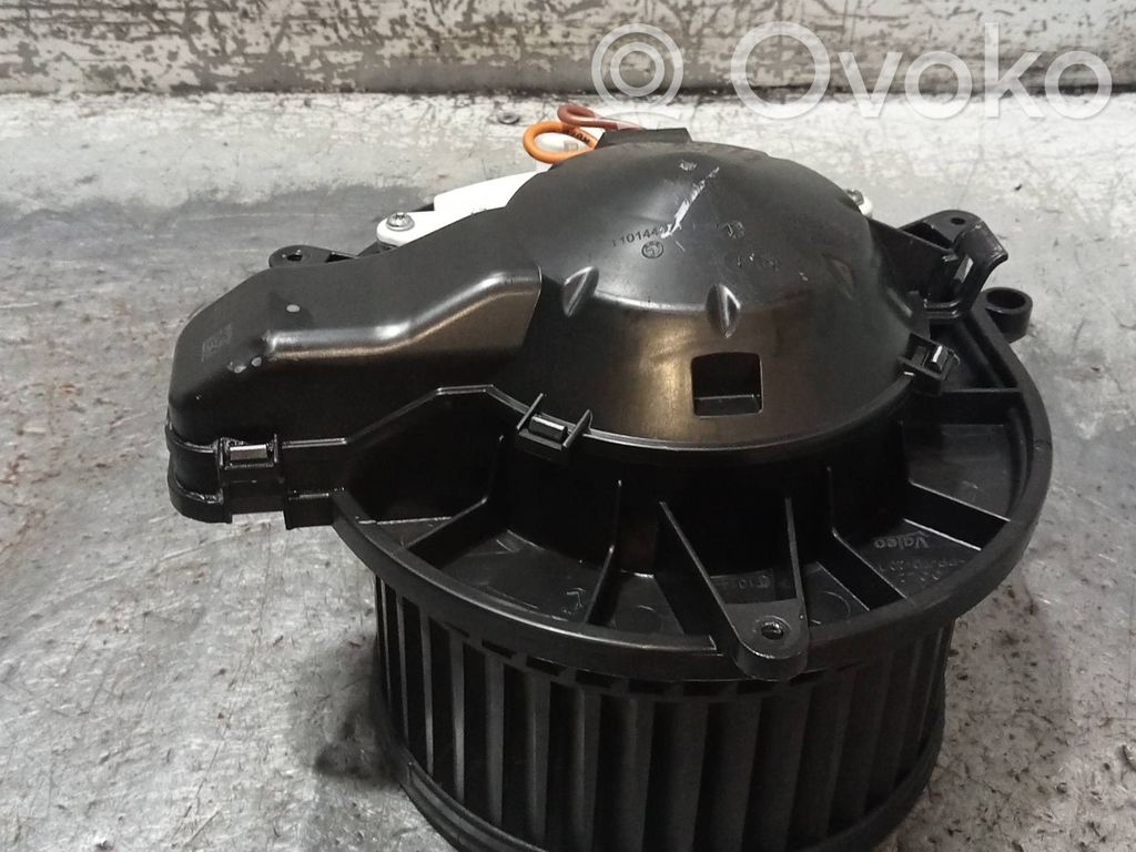 Heizungslüfter   927611201,T1016251Q