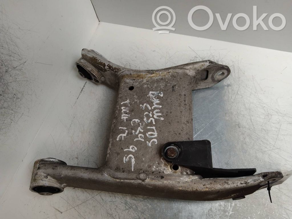 Brazo de suspensión trasero