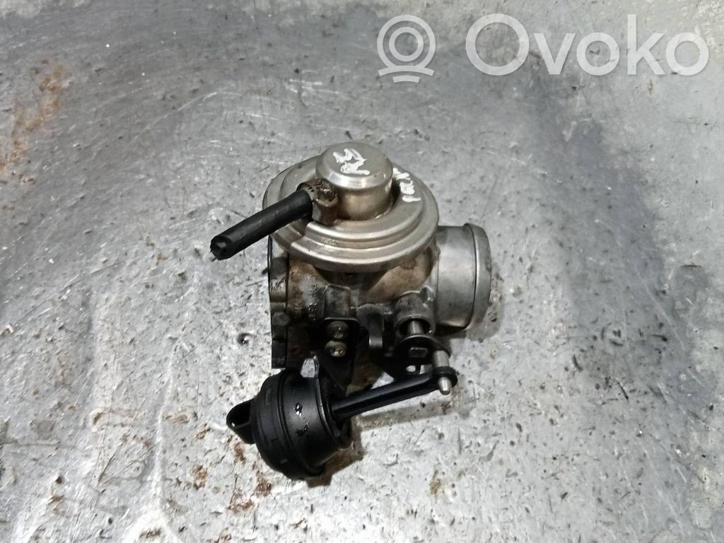 Válvula EGR   038129637