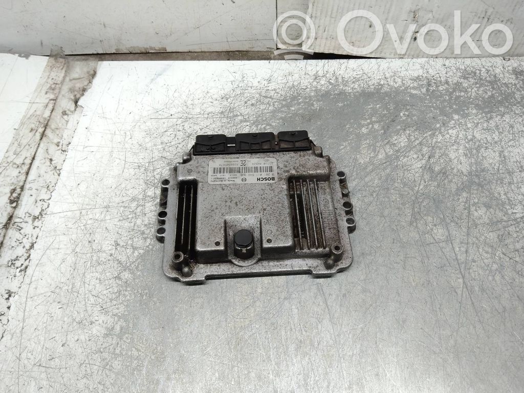 Engine control unit/module   0281011646,82003558022E