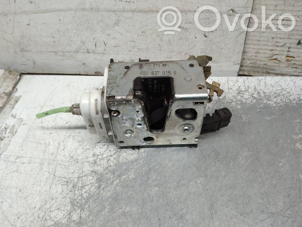 Audi A6 S6 C4 4A Etuoven lukon moottori 