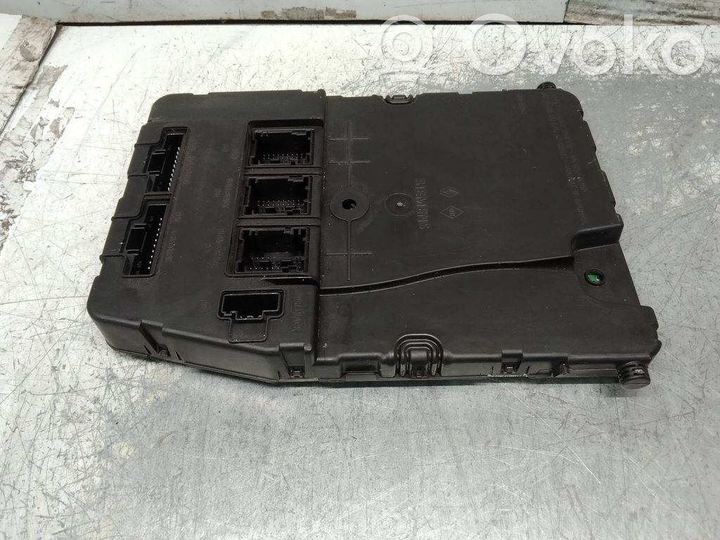 Autres unités de commande / modules   8200433198,S118400260E