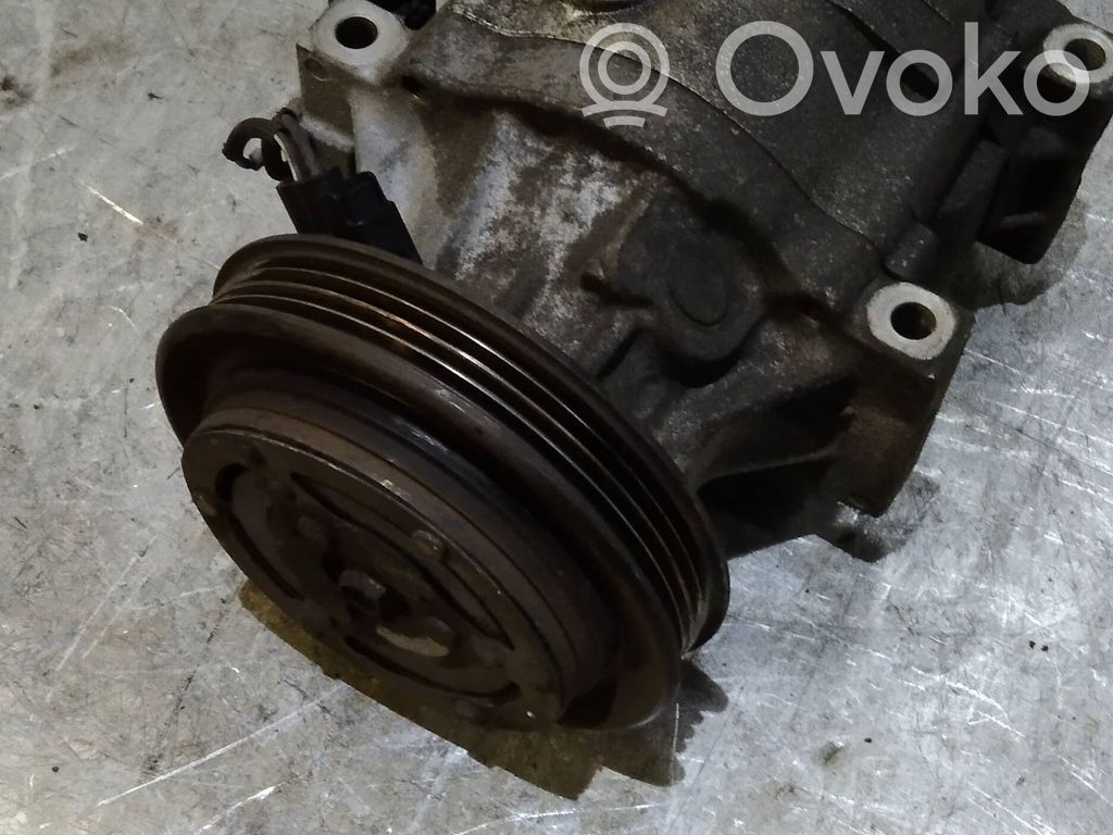 Toyota Yaris Air conditioning (A/C) compressor (pump) 