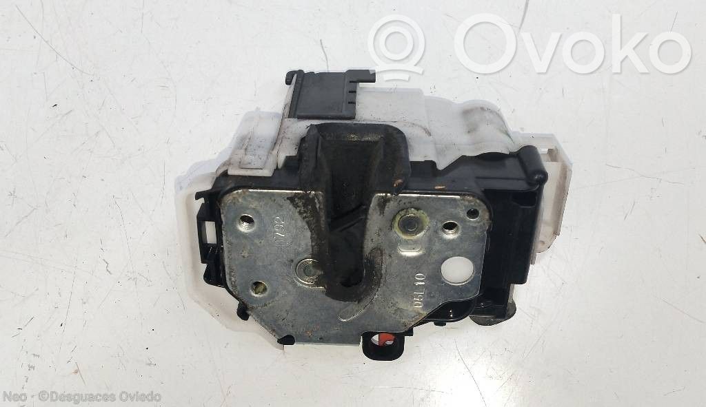 Peugeot Bipper Motor încuietoare ușă față 