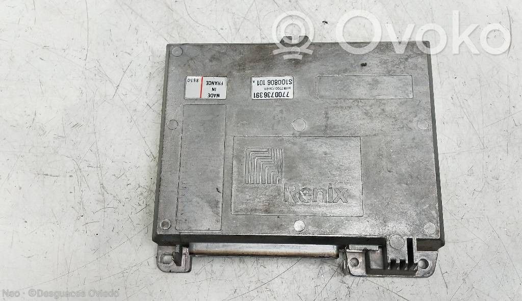 Unidad de control/módulo del motor   7700736391,HOM7700734611,S100806101A