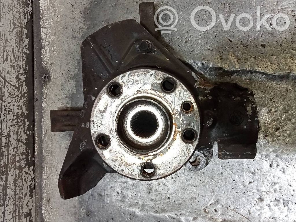 Front wheel hub spindle knuckle