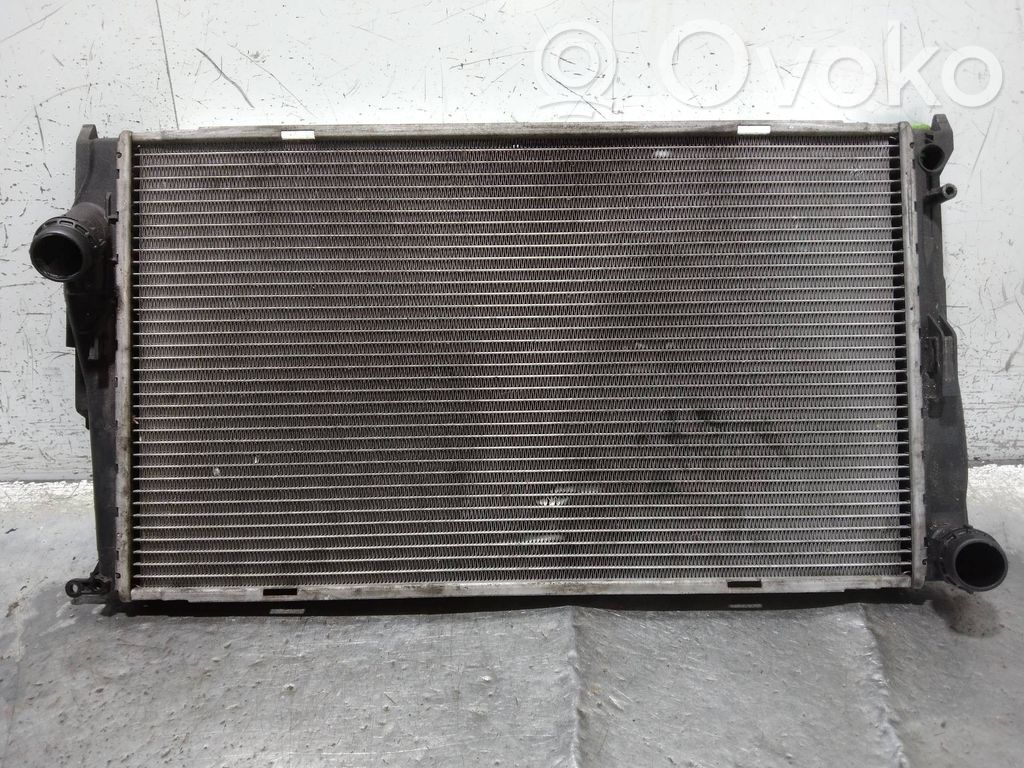 BMW 1 E81 E87 Coolant radiator 