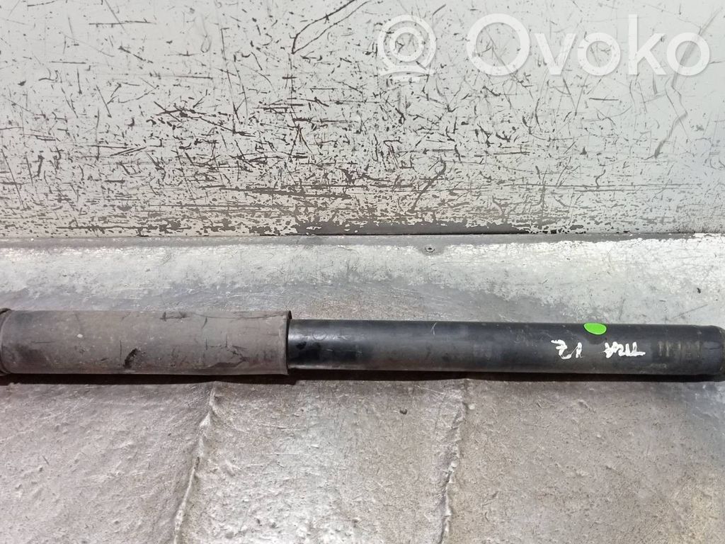 Takaiskunvaimennin   8V6118159AB