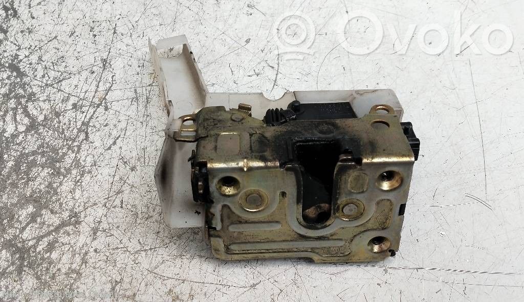 Motor de cierre de puerta trasera