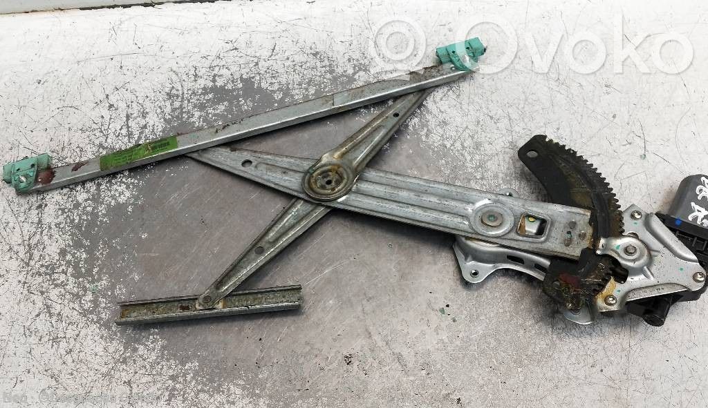 Nissan Note (E12) Front door electric window regulator 