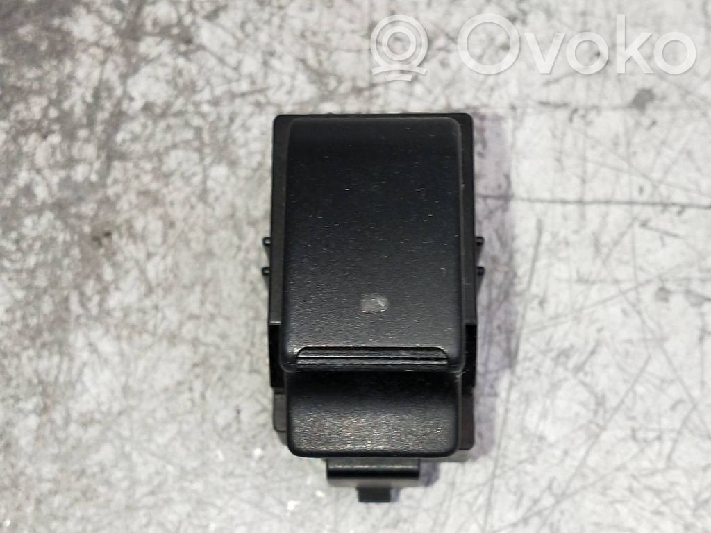 Interruptor del elevalunas eléctrico   848100F010