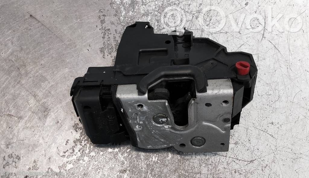Motor de cierre de puerta trasera