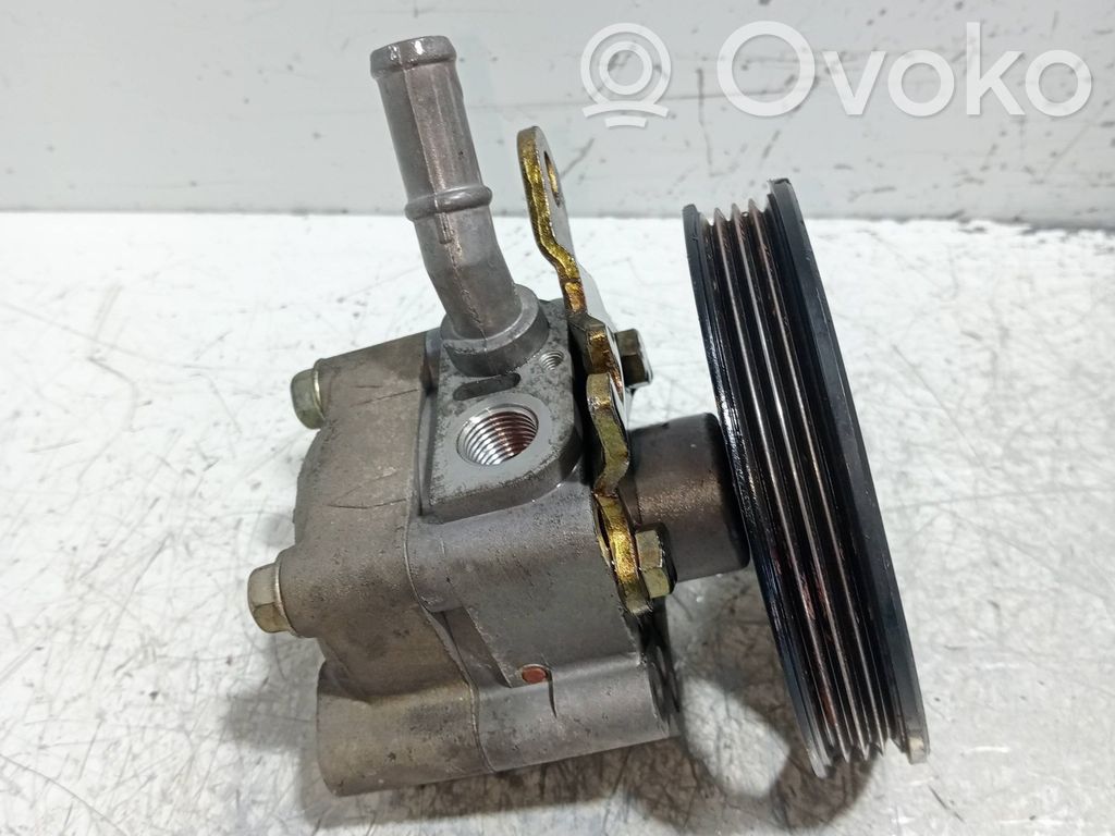 Nissan Primera Pompă servodirecție 