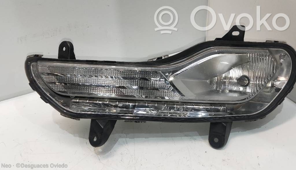Ford Kuga II Etu-/Ajovalo 