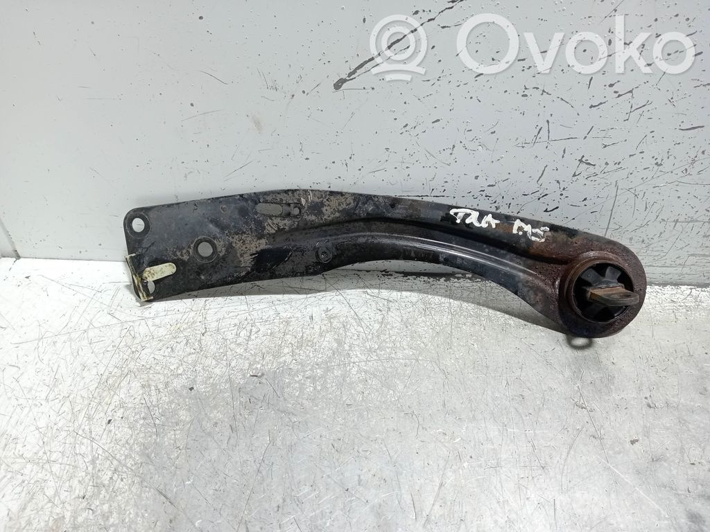 Ford Kuga II Brazo de suspensión trasero 