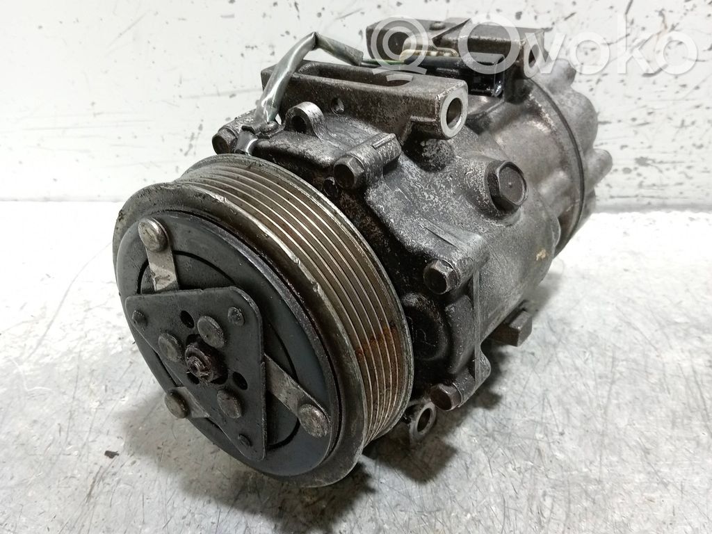 Ilmastointilaitteen kompressorin pumppu (A/C)   SD7C161249,3M5H19D629HC