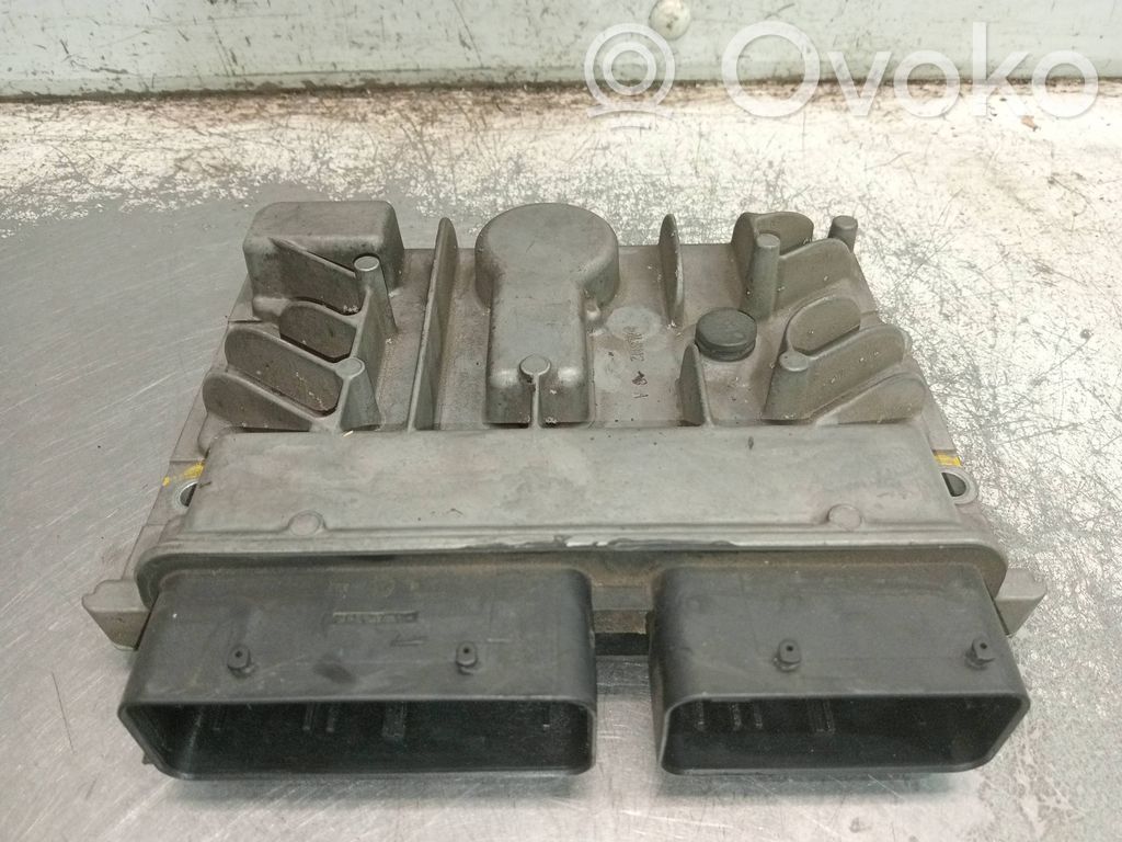 Unidad de control/módulo del motor   55591709