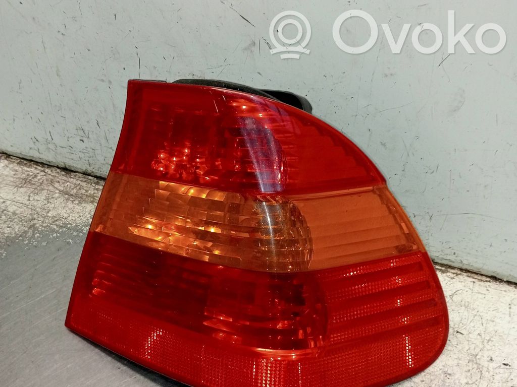 BMW 3 E46 Aizmugurējais lukturis virsbūvē 
