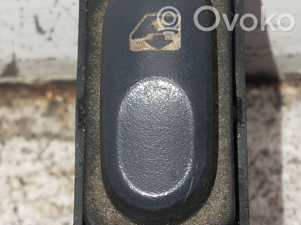 Renault Espace II Electric window control switch 