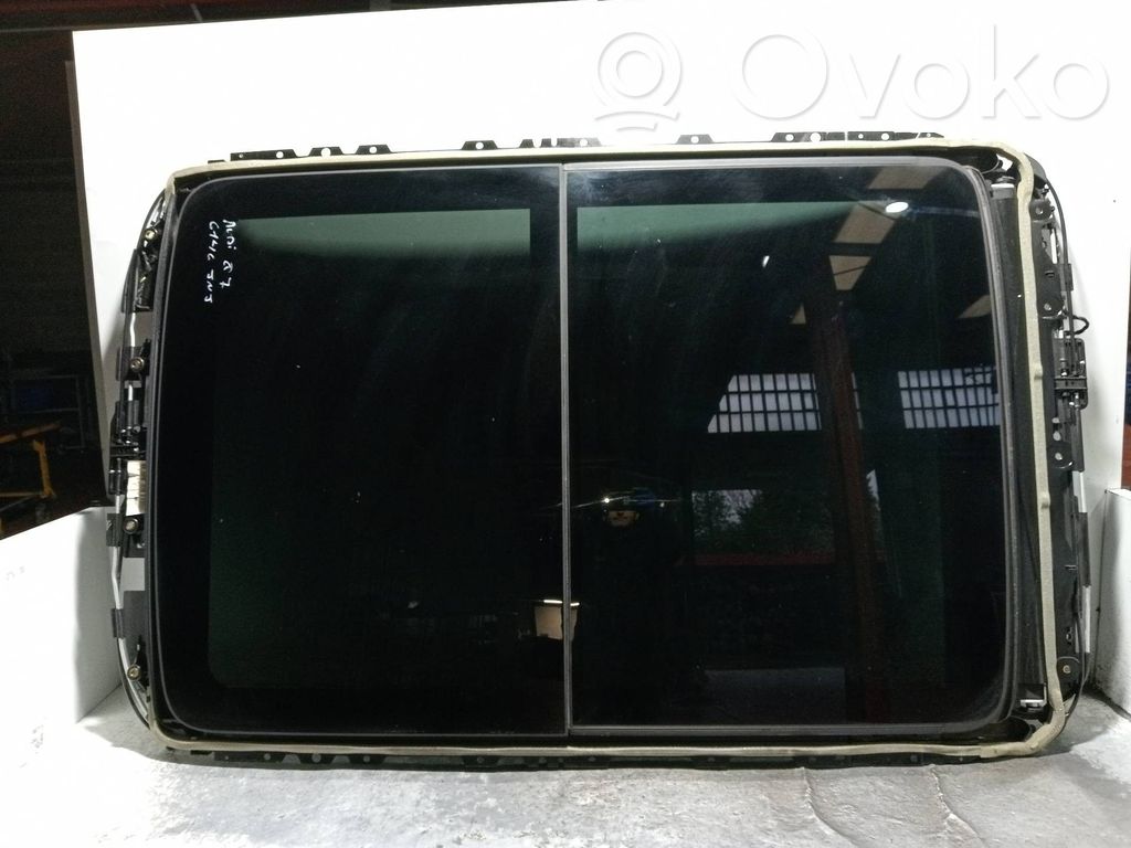 Headlining   4M0877041