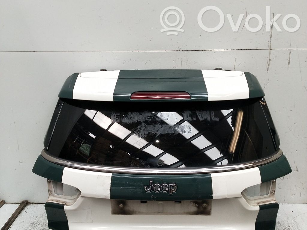 Tailgate/trunk/boot lid
