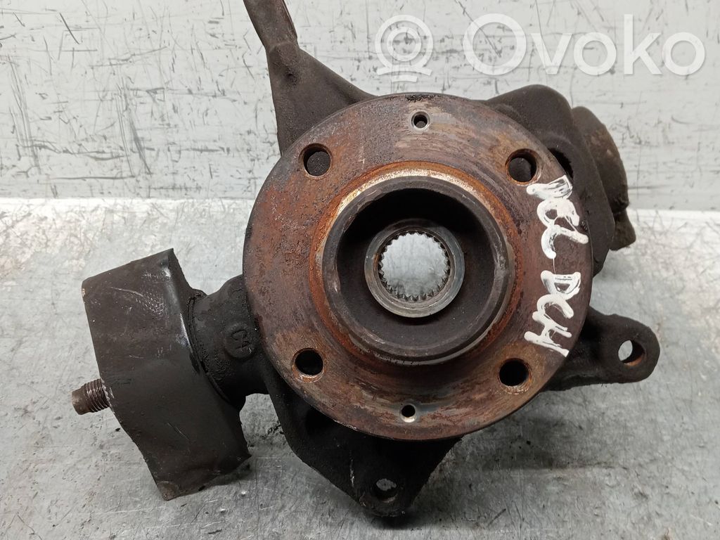 Front wheel hub spindle knuckle
