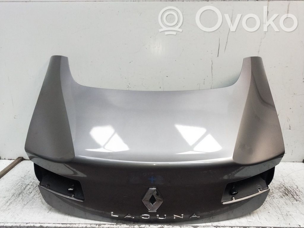 Parcel shelf