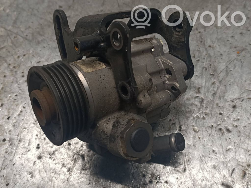 Ford Mondeo MK I Vairo stiprintuvo siurblys 