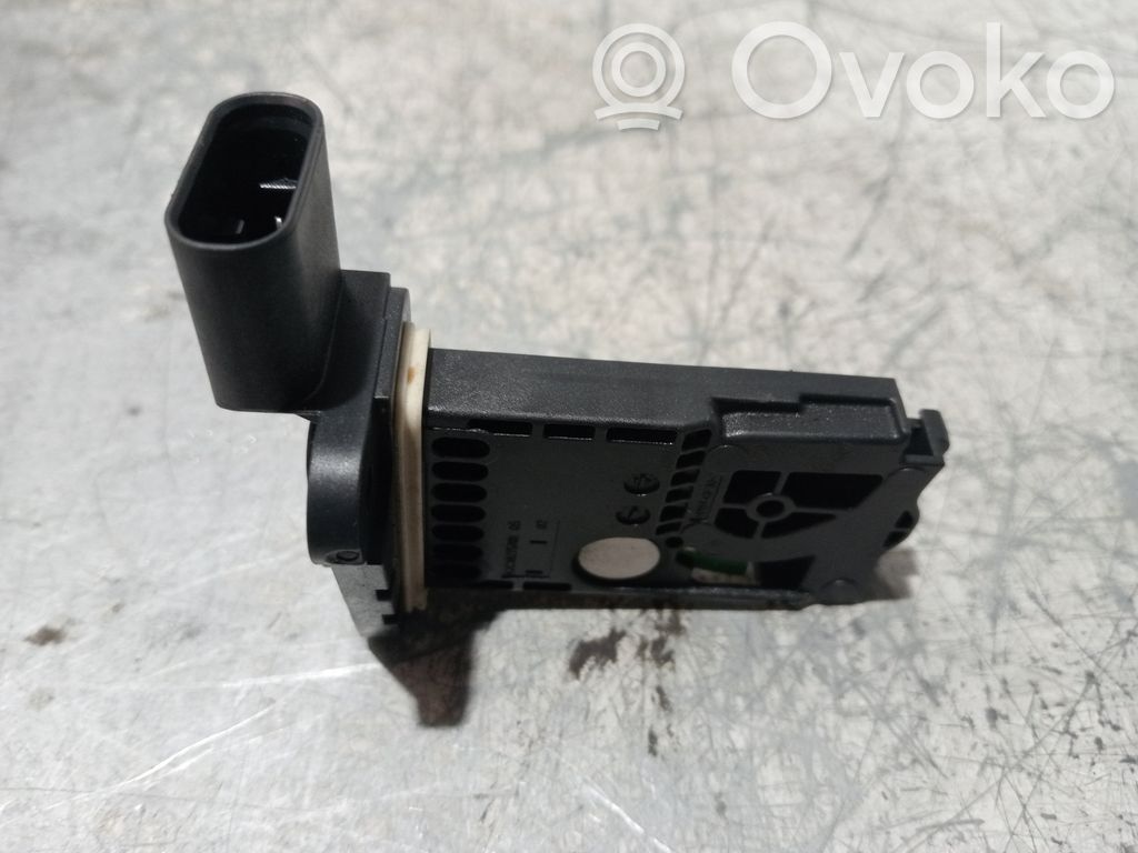 Opel Astra J Przepływomierz masowy powietrza MAF 
