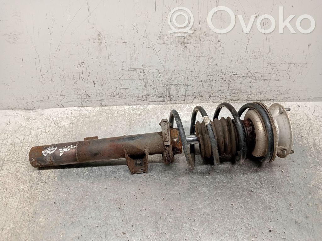 BMW 1 E81 E87 Front shock absorber with coil spring 