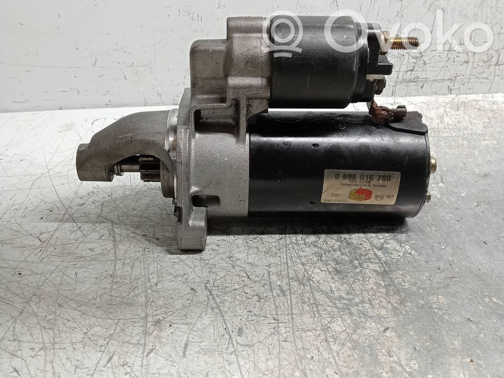 Audi A6 S6 C4 4A Starteris 