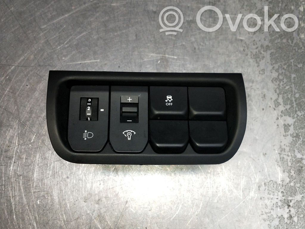 KIA Rio Otros interruptores/perillas/selectores 
