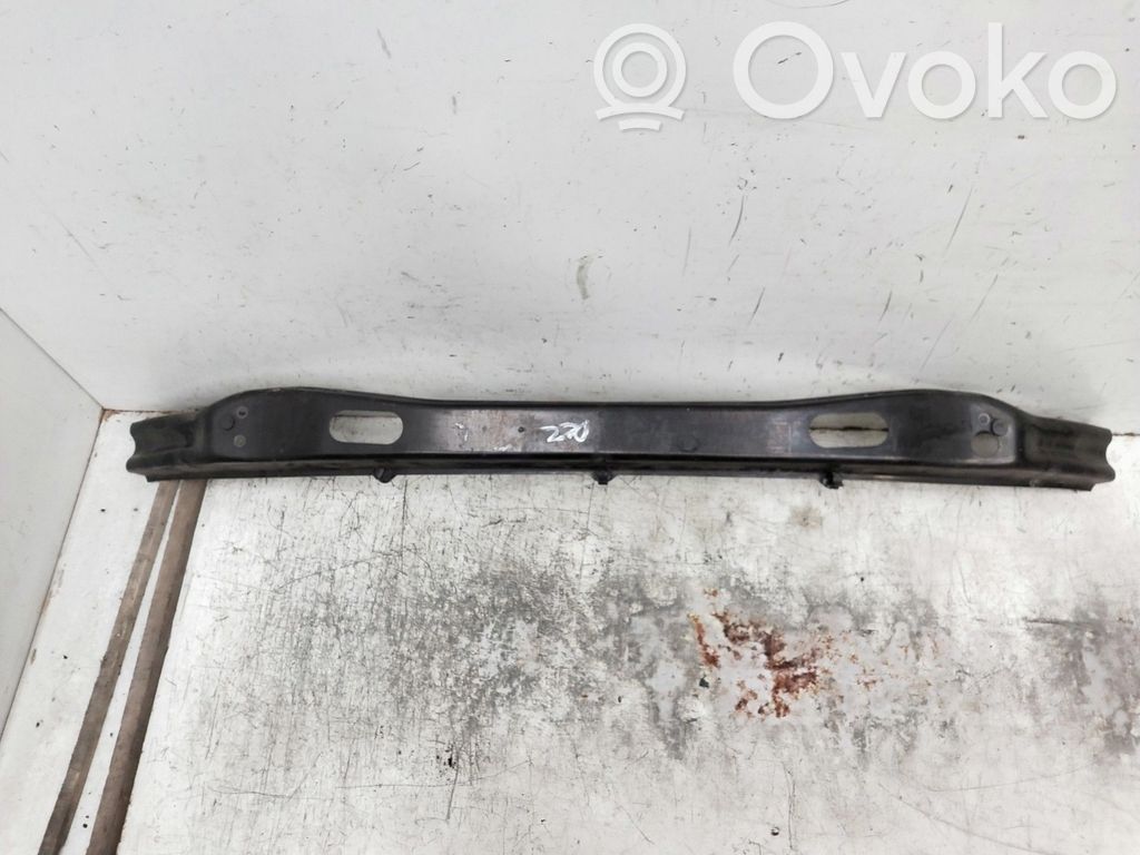 Soporte del parachoques delantero