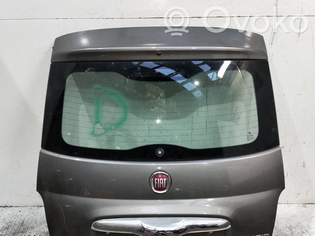 Tailgate/trunk/boot lid