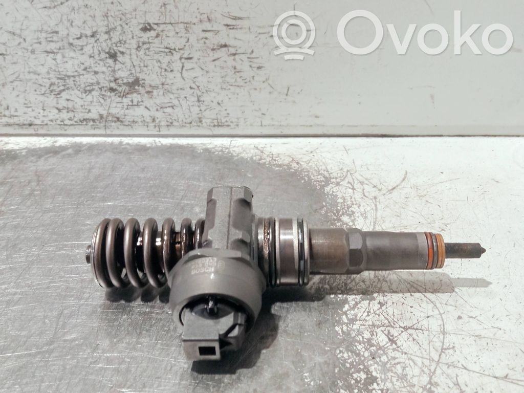 Inyector de combustible   038130073BN,0414720313,BOSCH