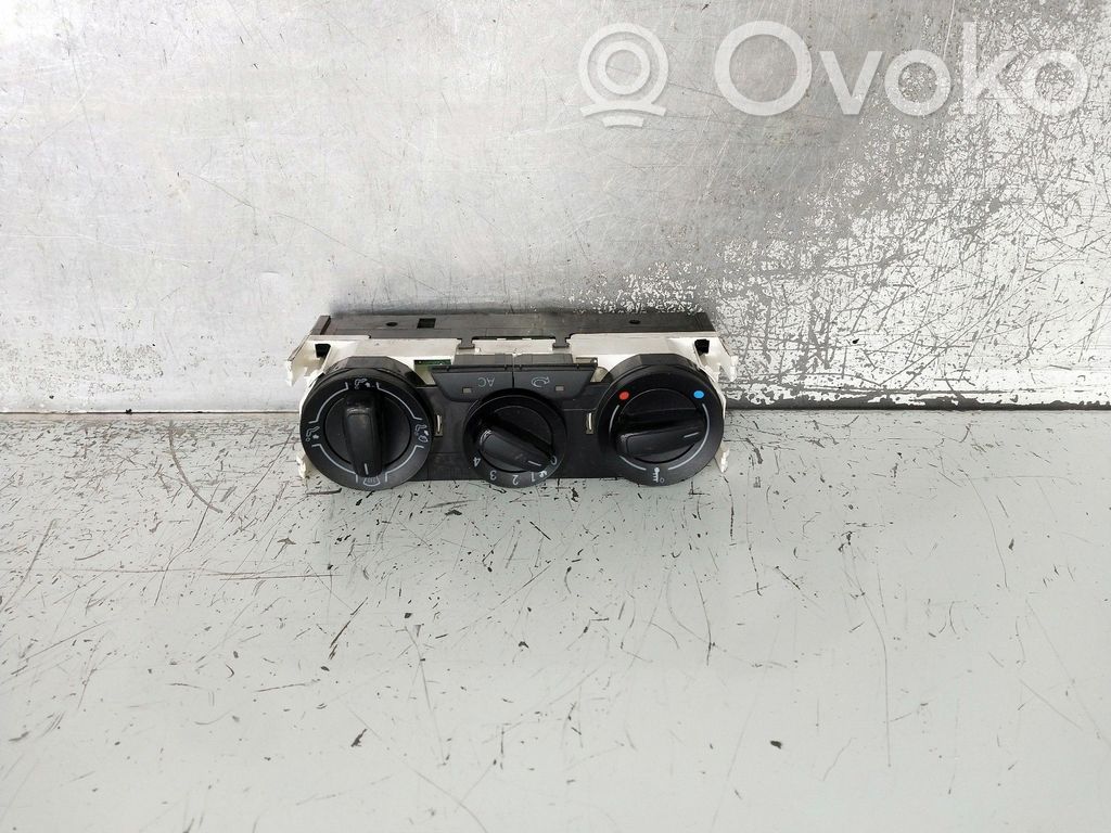 Air conditioner control unit module   8X0820045